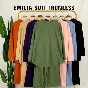 Emilia Suit Ironless