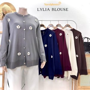 Lylia Crochet Cardigan Ironless